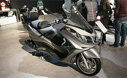 Piaggio X10 500