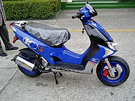 KYMCO Super9S ブルー