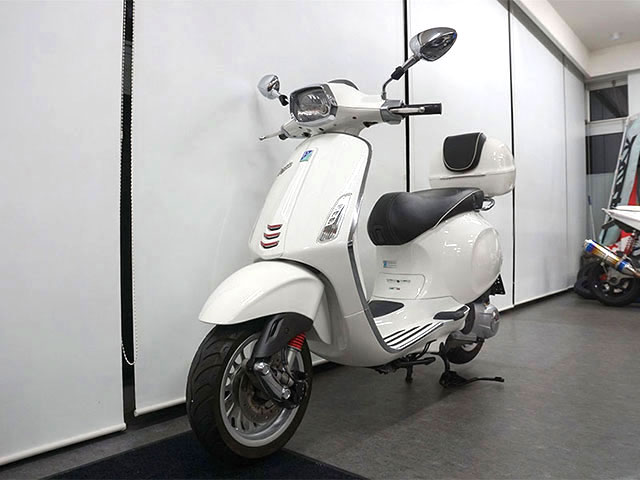 中古車 ベスパ スプリント 150