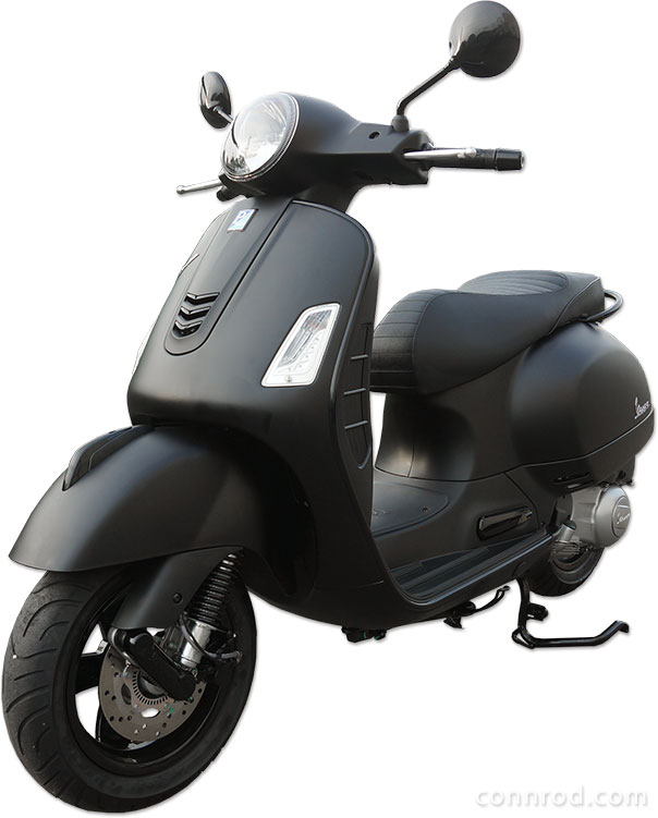 Vespa GTS Super 300 Notte